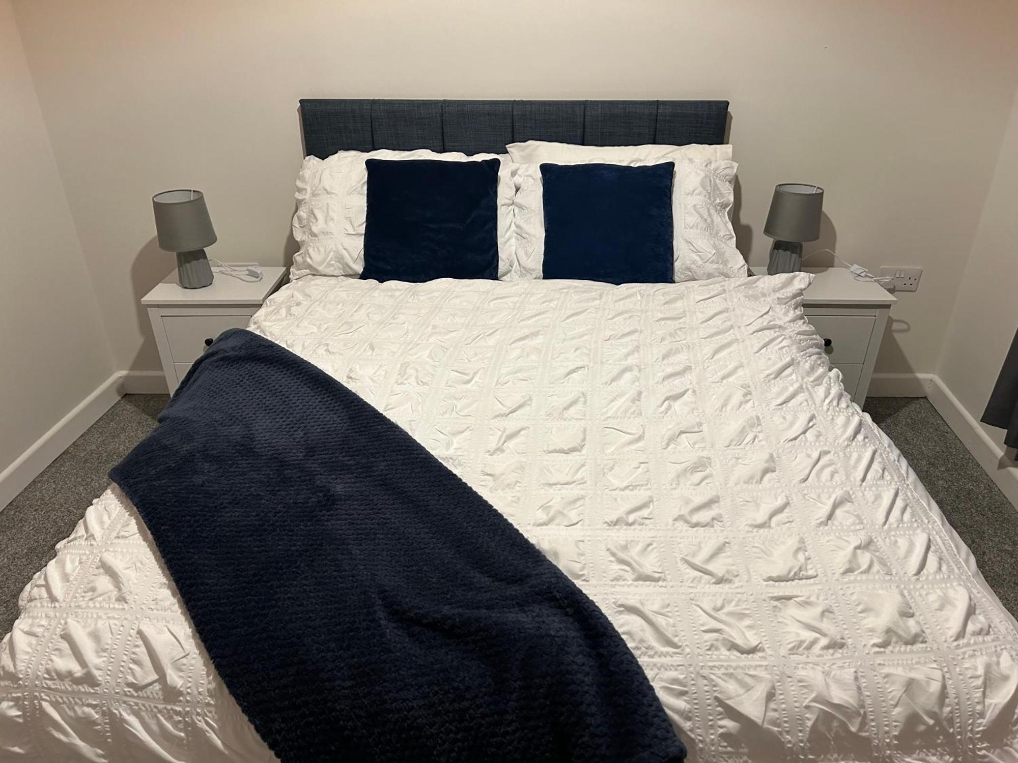Apartment Modern 2 Bedroom - Town Centre